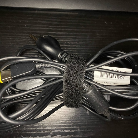 Lenovo Desktop computer - Picture 3 of 5